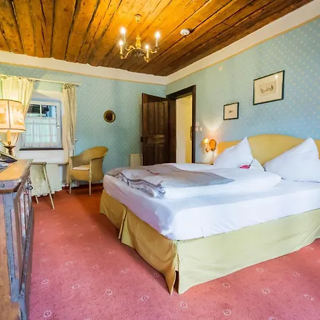 斯赫洛里恩斯丁酒店 4* Pörtschach am Wörthersee