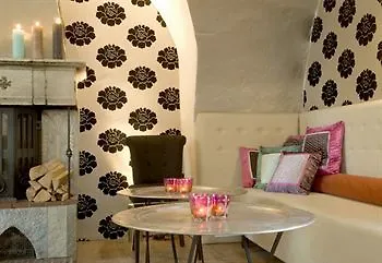 斯赫洛里恩斯丁酒店 4*