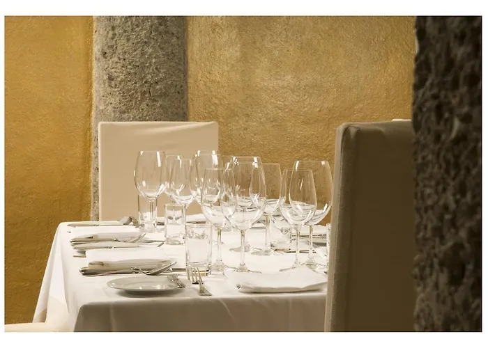 Отель Schloss Leonstain