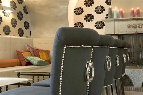 Schloss Leonstain Отель