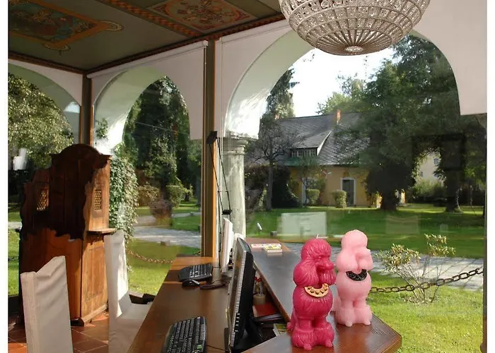 Отель Schloss Leonstain 4*